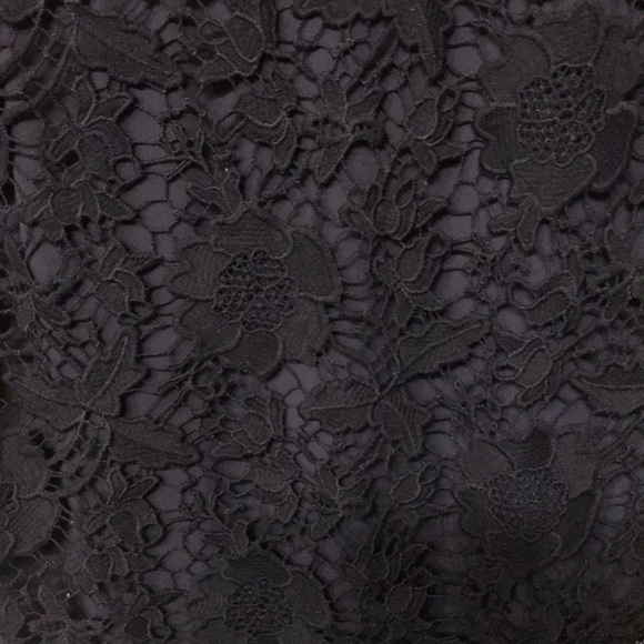 Lace navy loft tank - Picture 5 of 5